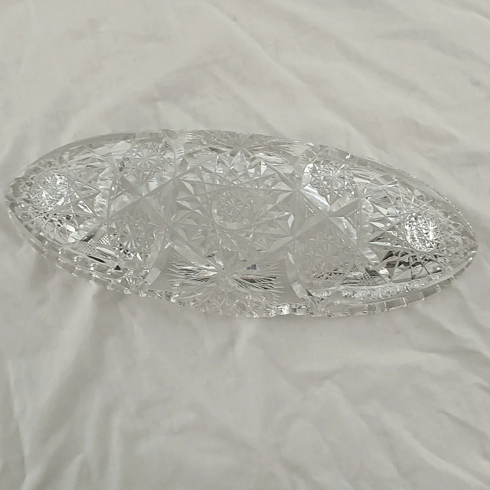 Unmarked elegant vintage